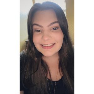 Meet your Posher, Carley